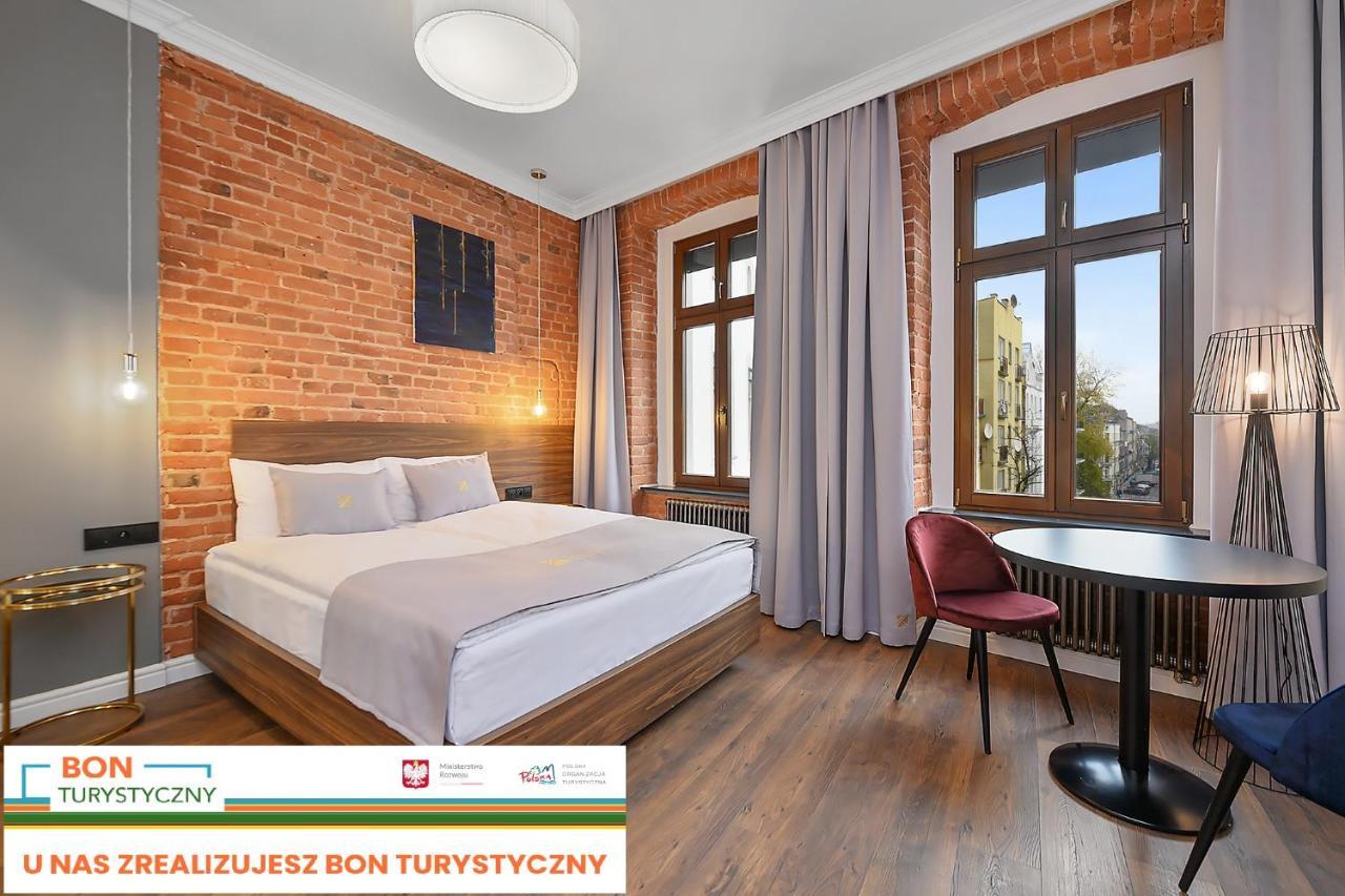 Krzywa Kamienica Lodz (Lodz)